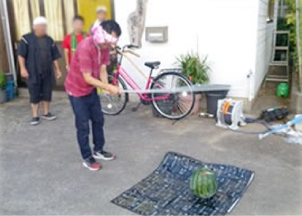 平成31年度 8月活動報告「スイカ割り大会開催」